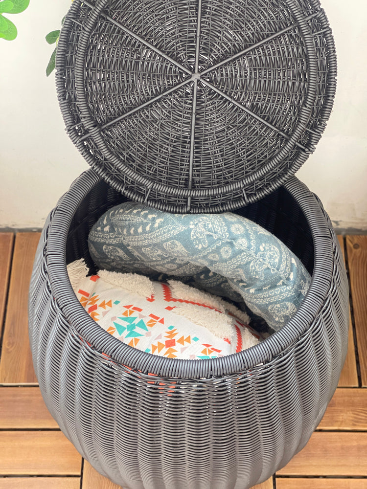 ELE LIGHT & DECOR Outdoor/Indoor Wicker Storage Ottoman With Lid Boho Side Table