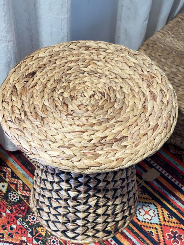 ELE LIGHT & DECOR Boho Handwoven Wicker Accent Table Living Room Side Table