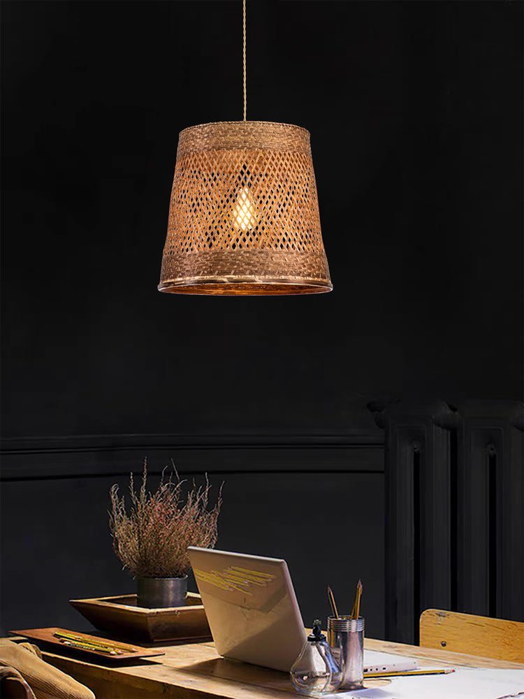 Rattan Cylnider Pendant Light